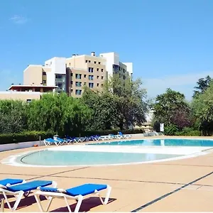 Apartment Relax Pool - Free Parking Garage, Lisbon
