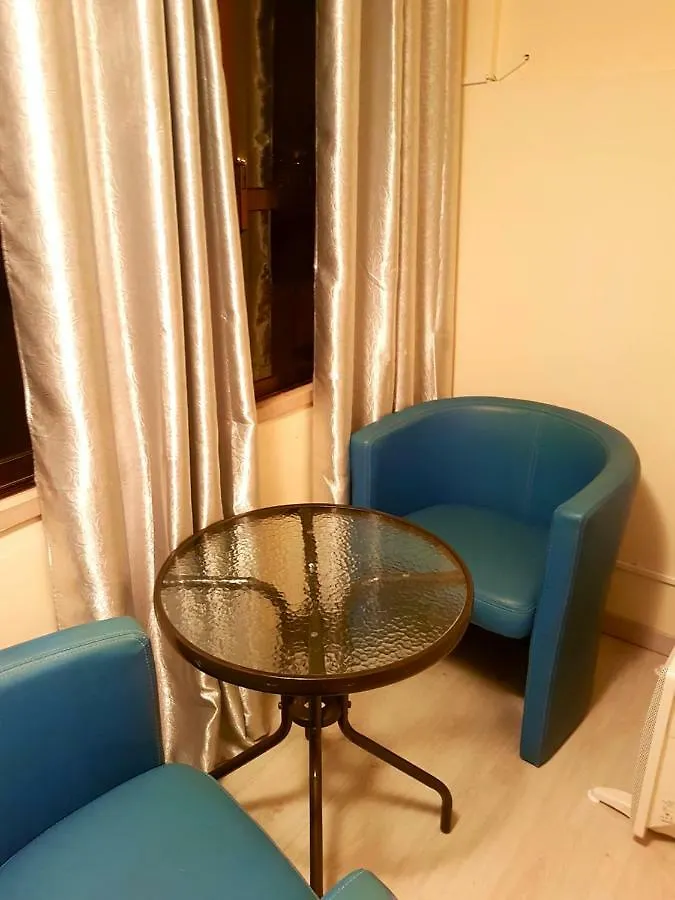 לינה וארוחת בוקר ליסבון B&B D'Arte פורטוגל