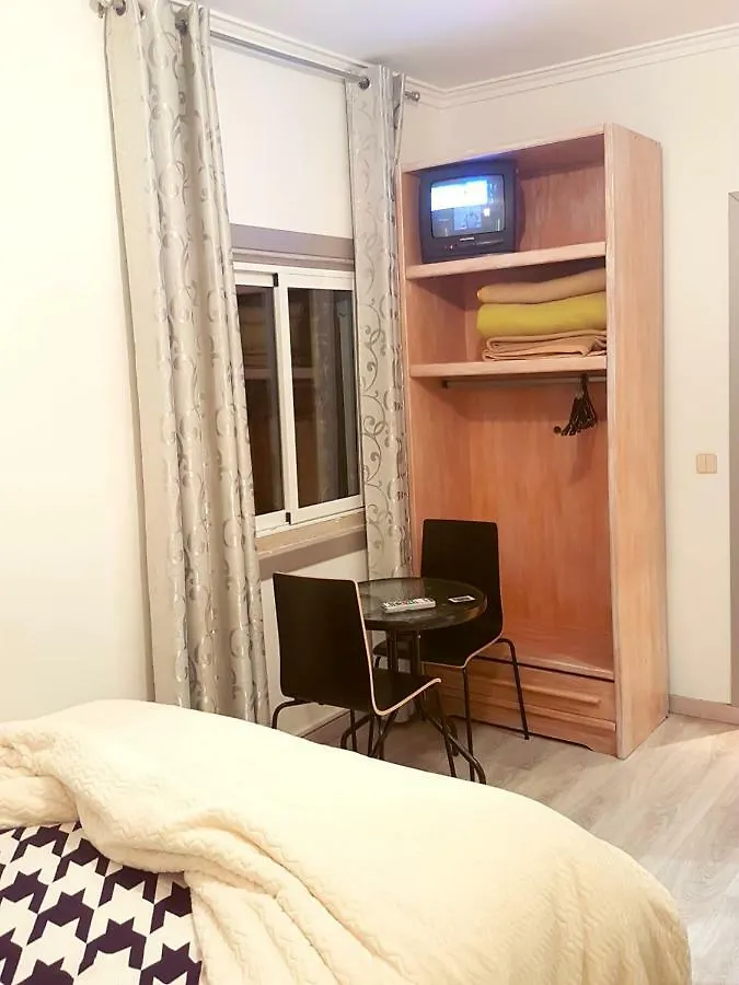 ליסבון B&B D'Arte 0*,